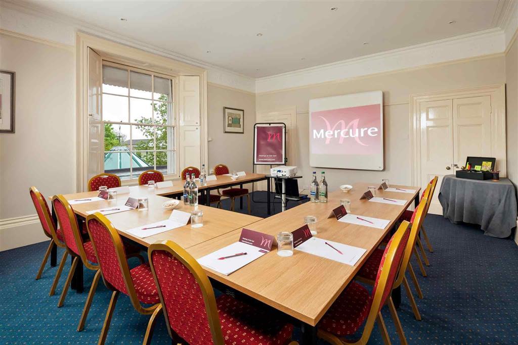 Mercure Bristol North The Grange Hotel Винтербоуне Экстерьер фото