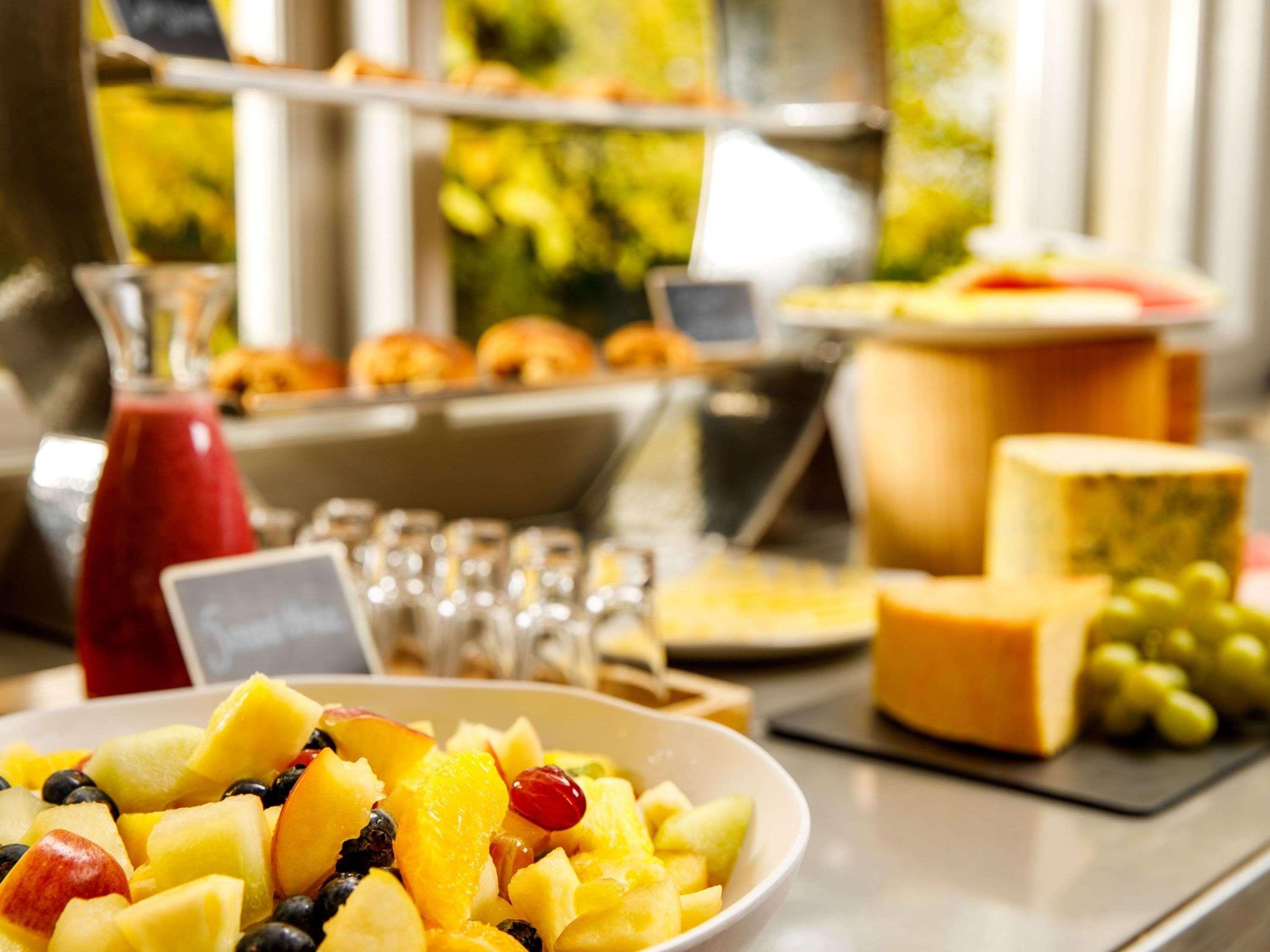 Mercure Bristol North The Grange Hotel Винтербоуне Экстерьер фото