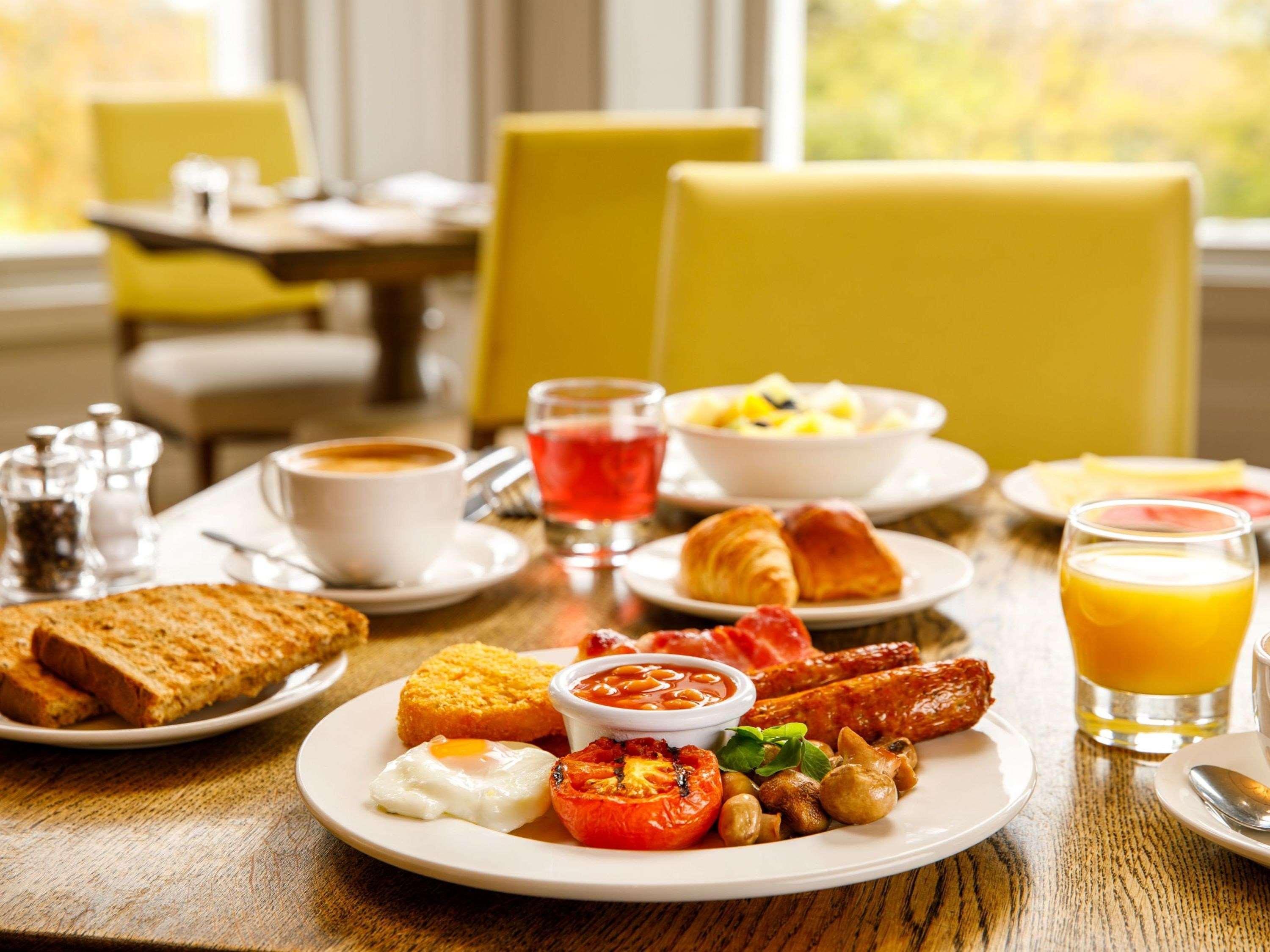 Mercure Bristol North The Grange Hotel Винтербоуне Экстерьер фото