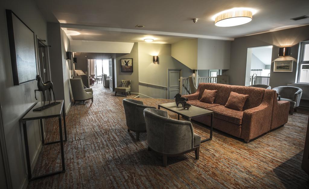 Mercure Bristol North The Grange Hotel Винтербоуне Экстерьер фото